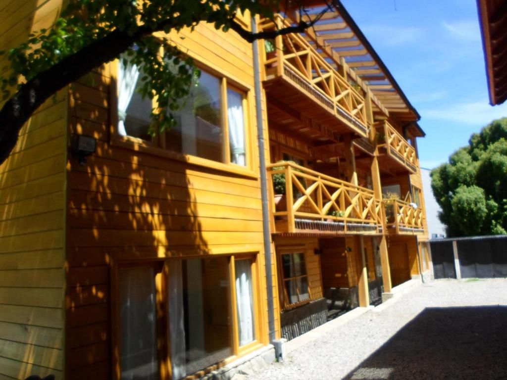 Apart Hotel Robles Del Sur Сан-Мартин-де-лос-Андес Номер фото